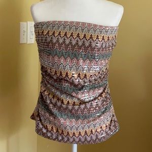 Express strapless top